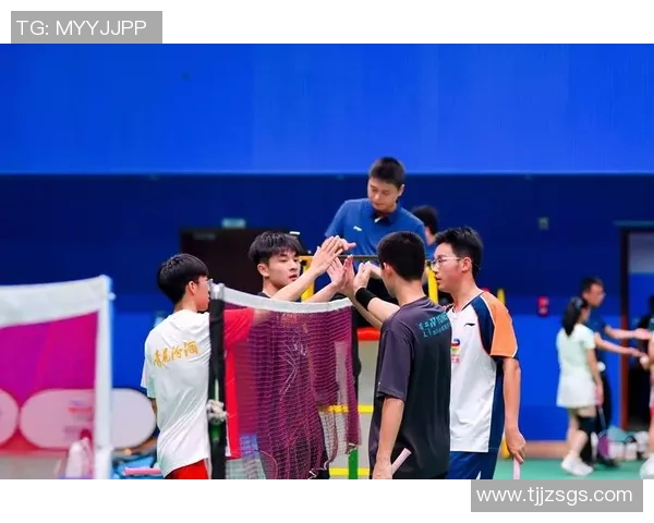 成都羽毛球队状态分析与发展展望聚焦羽毛球运动的未来与挑战 成都羽毛球队状态分析与发展展望聚焦羽毛球运动的未来与挑战